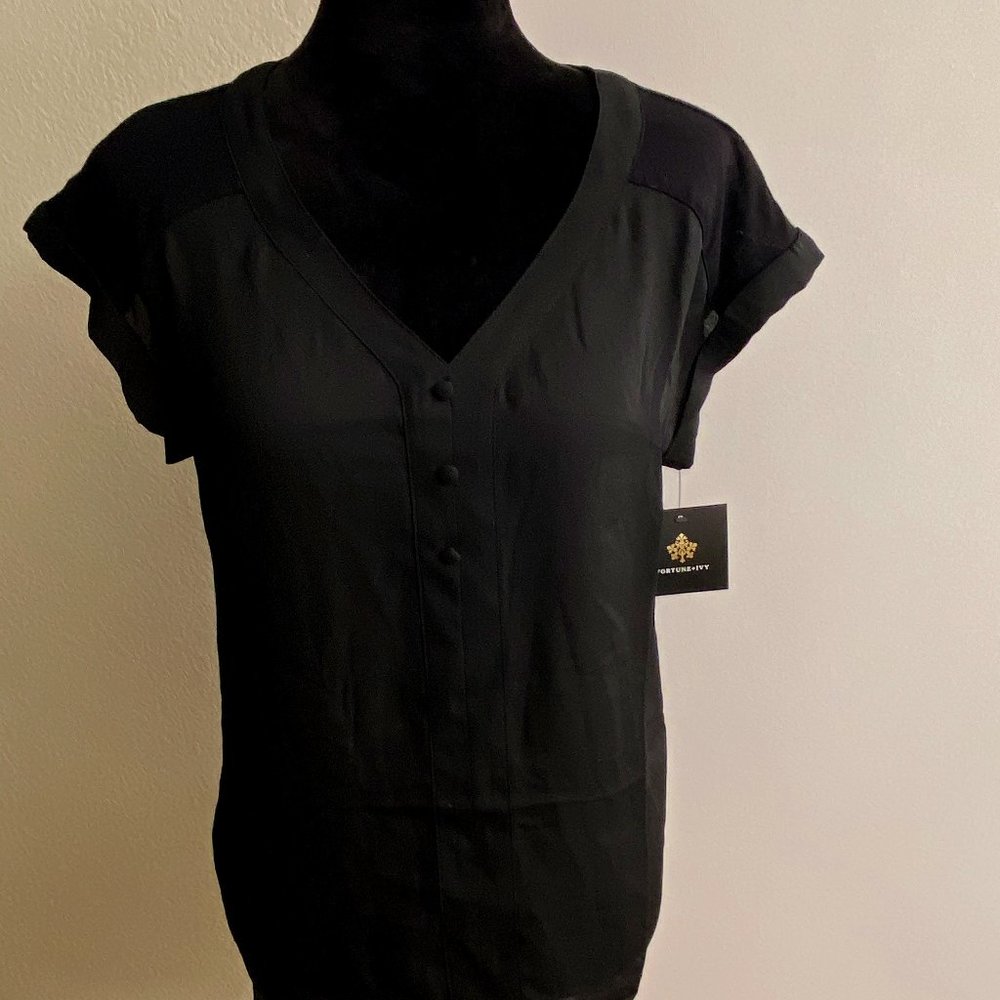Fortune & Ivy Black Blouse - Short Sleeves - Size Medium - New with tags!